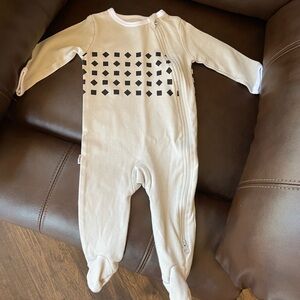 NWOT Nanit Breathing Wear Pajamas